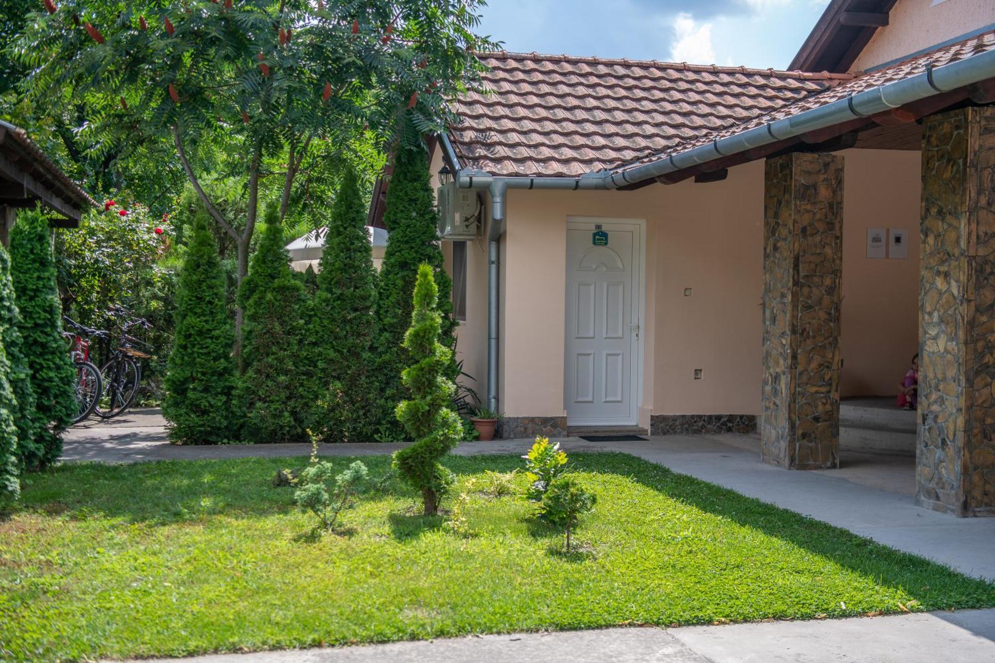 Guesthouse Kristina Palics Kültér fotó